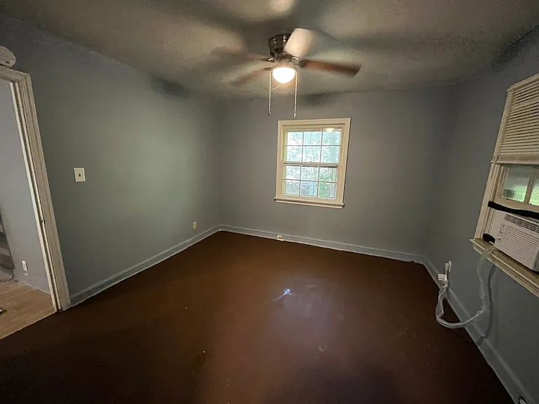 324 Pineneedle Rd — Photo 7