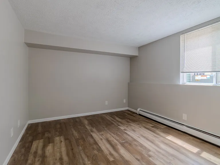 The Tides 1510 Veterans Dr — Photo 102