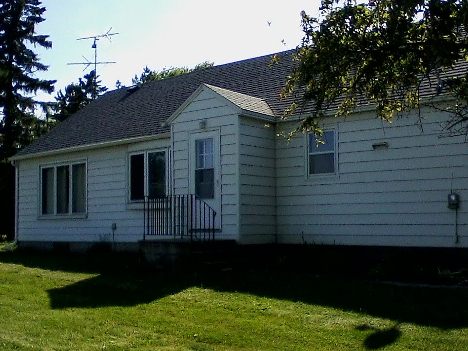 Peaceful Country Living!!