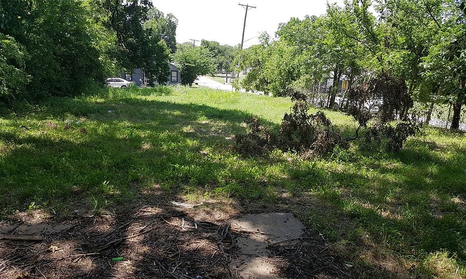 1st image of 2413 S Collard St Lot 1