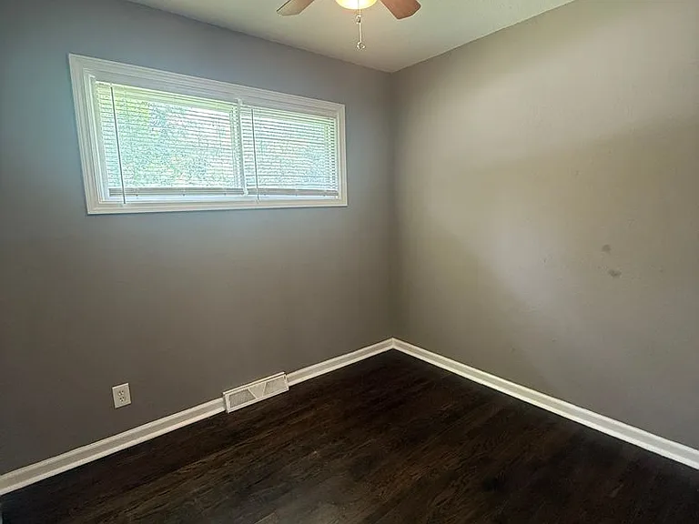 7917 Ditzler Ave — Photo 10