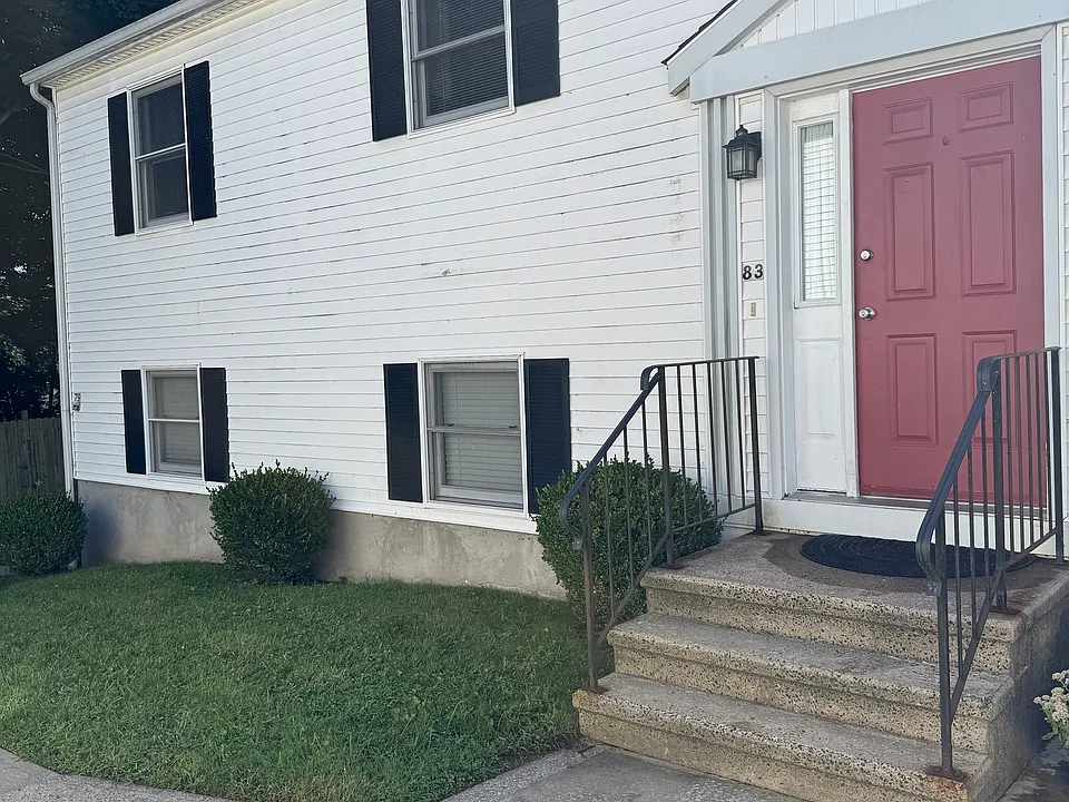 83 Myrtle St #83