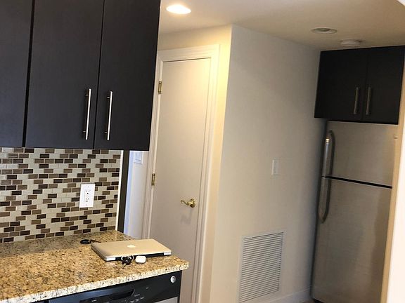3rd image of 4222 213th St APT 3