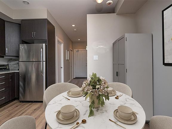 2nd image of 2655 Sooke Rd