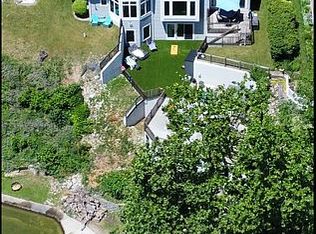 2625 W Sycamore Beach Rd, Angola, IN 46703