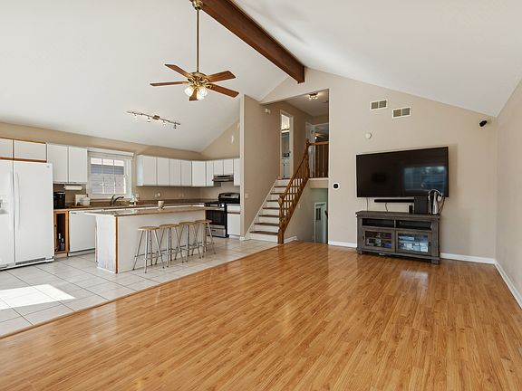 4th image of 26116 N Oak Ave