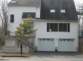 10 Tiffany Ave, Worcester, MA 01604