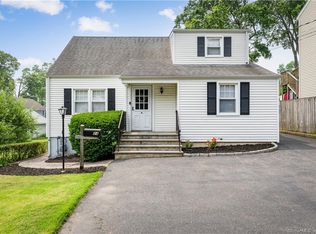 24 Saint Charles Ave, Stamford, CT 06907