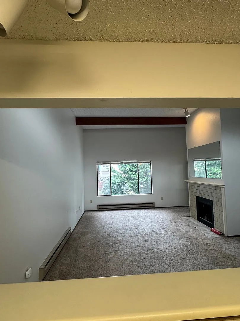 2 Bedroom 1 Bath Burien Condo 995sf, Fireplace, Balcony, One Car Garage with Storage — Photo 4