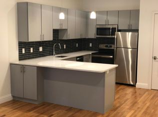 166 Newbury St #3R, Boston, MA 02116