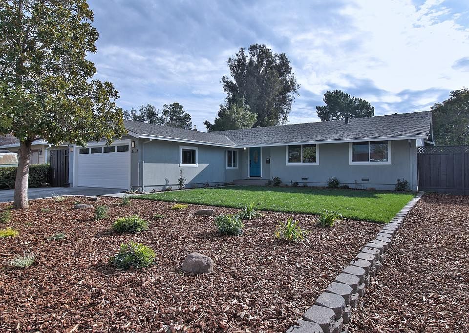 1st image of 2702 Peartree Ln
