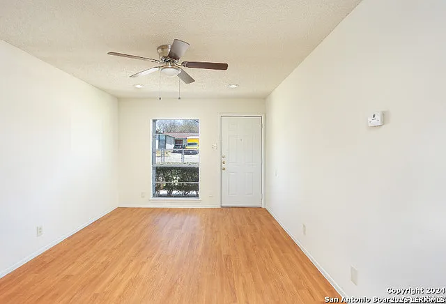 9222 Five Palms Dr — Photo 4