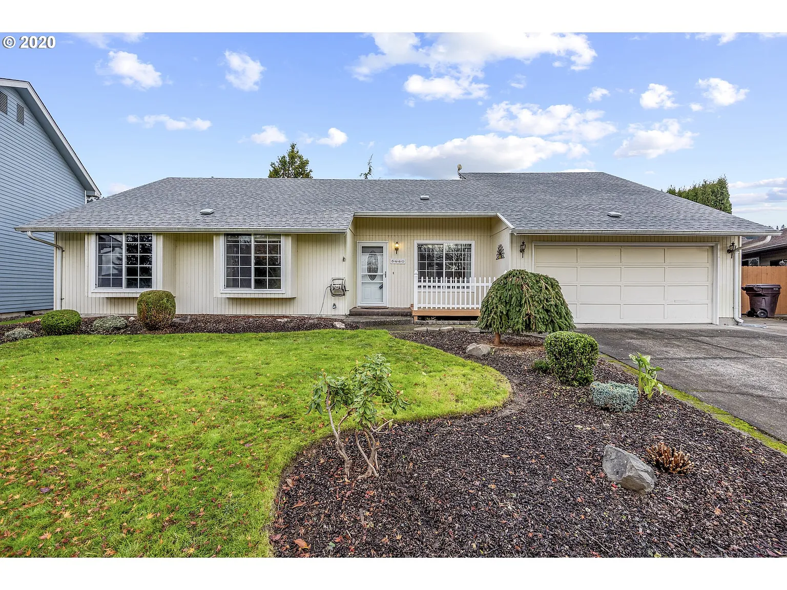 5661 Finch Dr photo 1