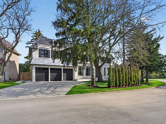 3rd image of 34 Greengate Rd