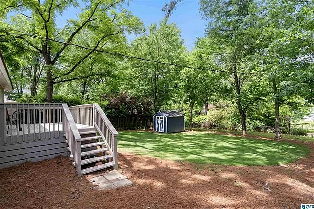 320 Willow Bend Rd — Photo 10
