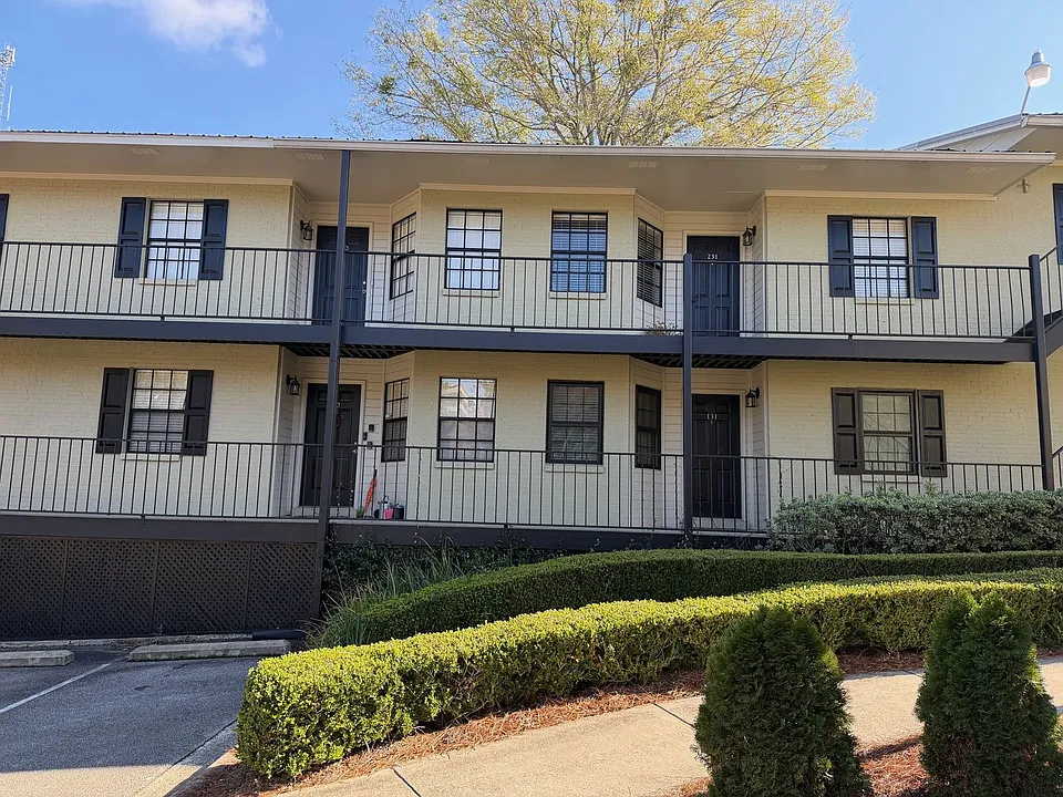315 E Magnolia Ave #231