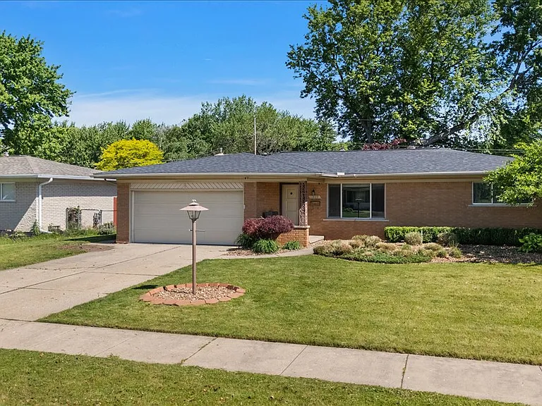 11489 Anna Lisa Dr — Photo 48