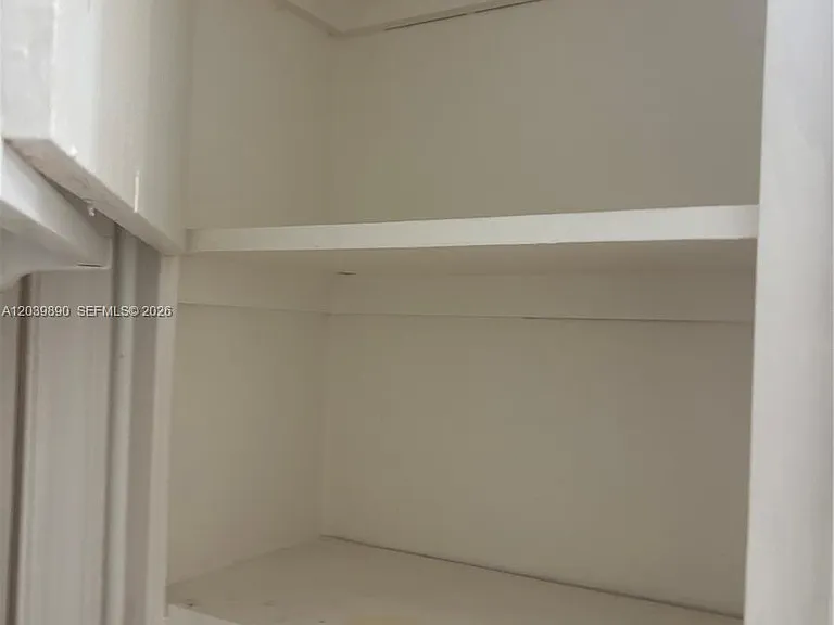 719 NE 16th Ave #719B — Photo 14