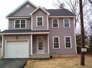 42 Wollaston St, Springfield, MA 01119