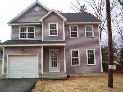 42 Wollaston St, Springfield, MA, 01119