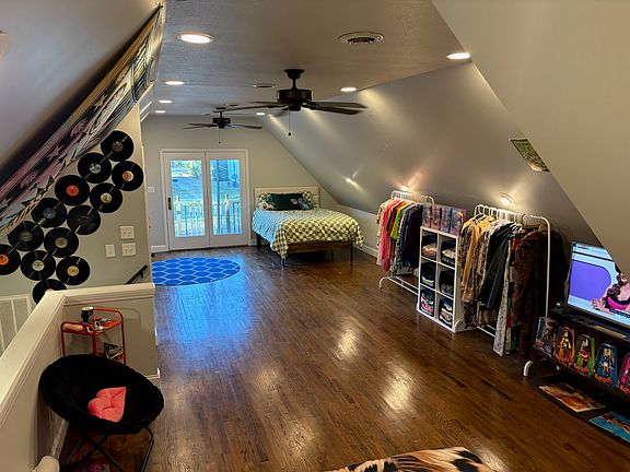 3rd image of 709 Chickamauga Ave