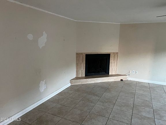 3rd image of 1634 W WOOD Drive