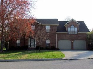 2205 Windbrook Rd, Knoxville, TN 37923