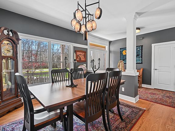 4th image of 9867 Laurel Glen Dr