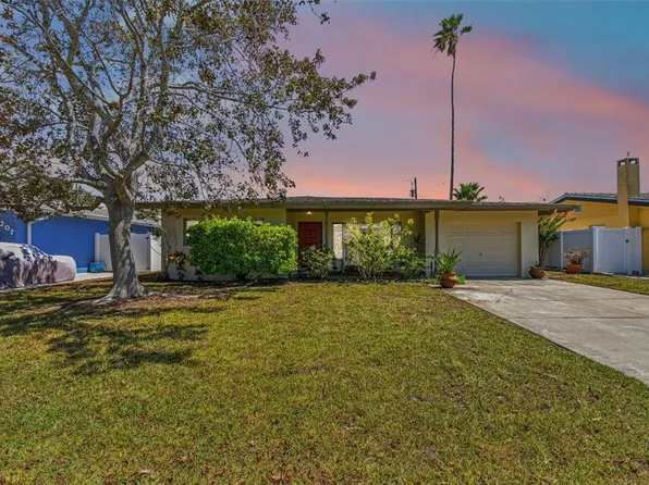 205 160th Ter, Redington Beach, FL 33708
