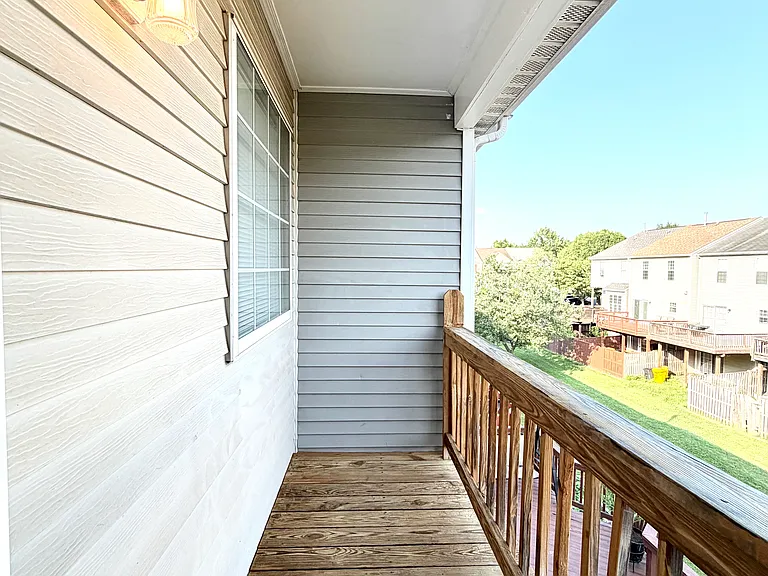 2543 Selkirk Ct — Photo 26