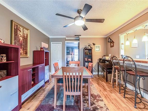 4th image of 5315 Bradbury Ct