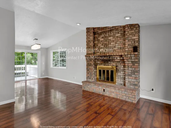 537 SW 19th Pl, Troutdale, OR 97060