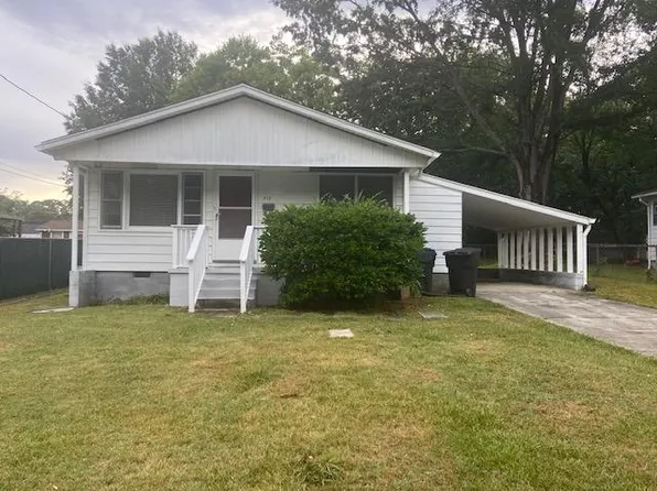518 Overhill Dr, Burlington, NC 27217