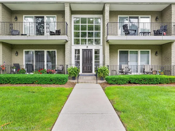 1115 N Old Woodward Ave Unit 64, Birmingham, MI 48009
