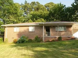 925 Sherwood Forest Dr, Birmingham, AL 35235