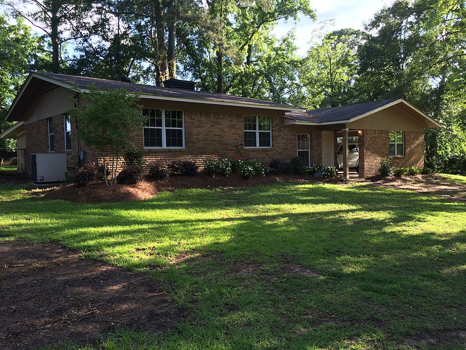 1st image of 102 Albert Dr