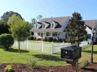 2945 Galberry Rd, Chesapeake, VA 23323