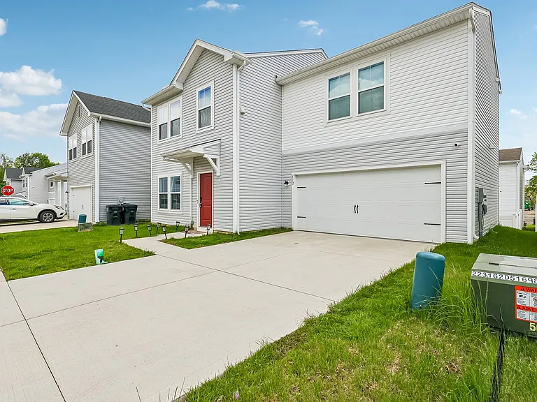 572 Auld Farm Cir — Photo 23