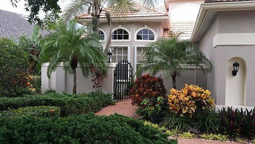 1st image of 28452 Highgate Dr