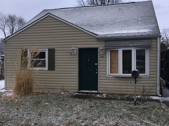 2nd image of 739 E 347th St