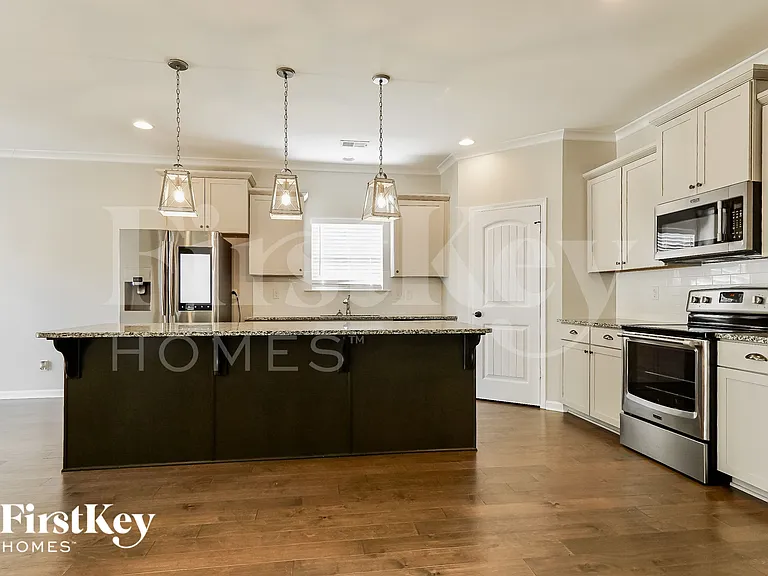 744 Helena Station Dr — Photo 7