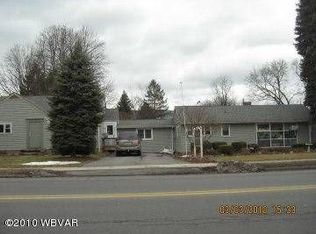 2100 Lincoln Dr, Williamsport, PA 17701