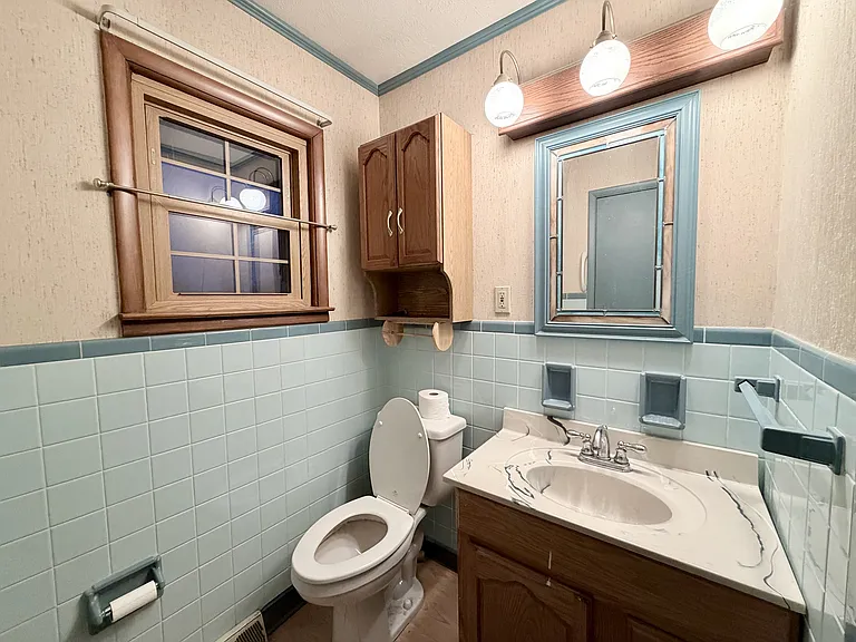 3742 Dorothy Ln — Photo 7