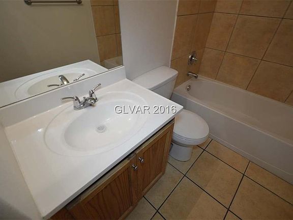 4th image of 6212 Bellota Dr APT B