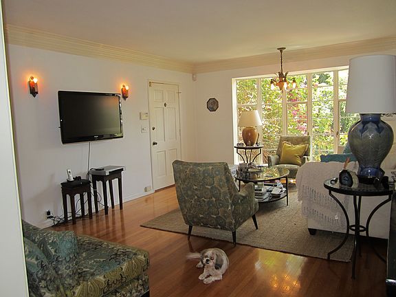 5th image of 2259 N Gower St