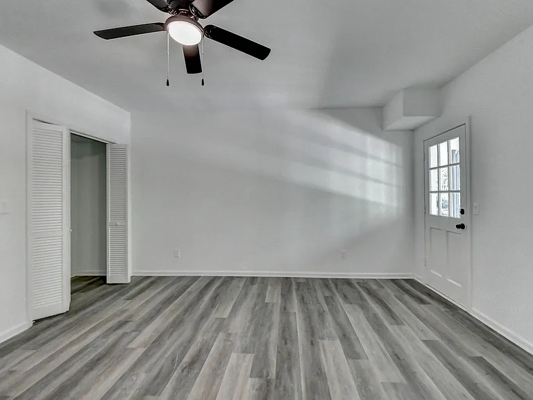 Guest bedroom with daylight