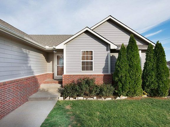 2nd image of 208 N Salt Creek Ct
