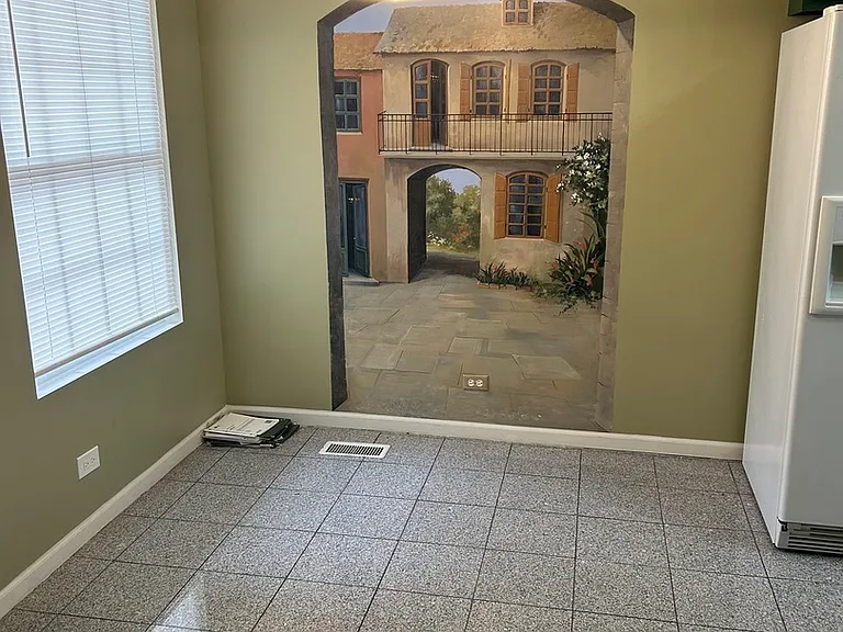 935 Viewpoint Dr — Photo 11