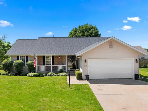1520 W Cloverdale Rd, Chillicothe, IL 61523
