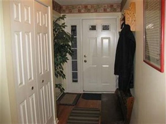 2nd image of 823 Heath Ln